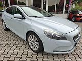 Volvo V40 (2012) 2.0D3 110kW AUT -1.MAJITEL - náhled 1