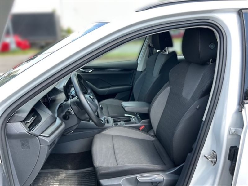 Škoda Octavia 2,0 TDI 85 Ambition - fotka 7 z 11