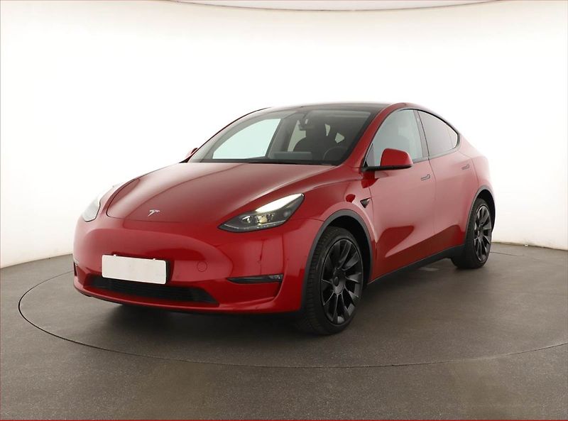 Tesla Model Y (2022) Long Range AWD 79kWh, SoH 92% - fotka 2 z 20
