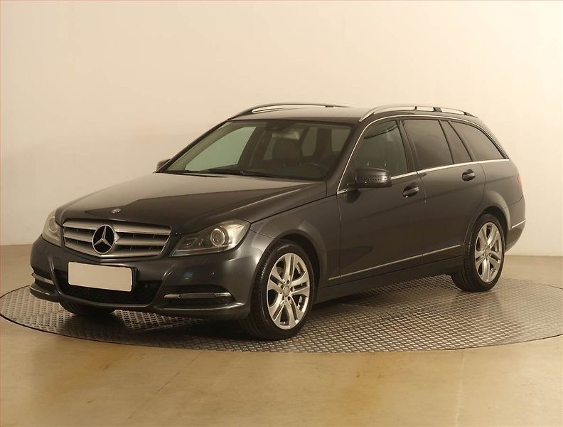 Mercedes-Benz Třídy C (2012) Avantgarde C 220 CDI, Automat - fotka 2 z 20