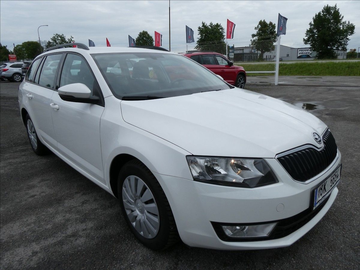 Škoda Octavia 1,6 TDi 81kW STYLE, DPH, ČR