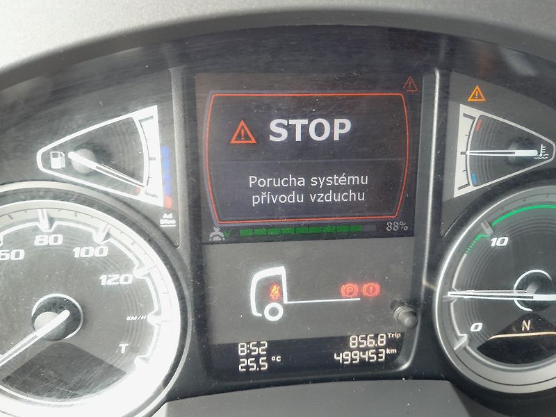 DAF XF 480 FTG Standart 6x2 - fotka 26 z 38