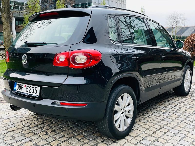 Volkswagen Tiguan 1.4TSi MANUÁL VÝHŘEV SERVISKA - fotka 13 z 45