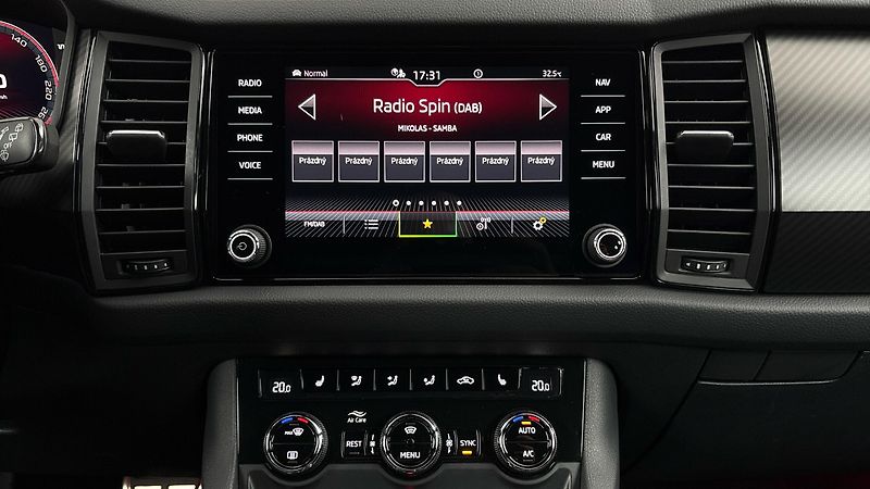 Škoda Kodiaq 2.0 TSI DSG 4x4 RS - fotka 11 z 32