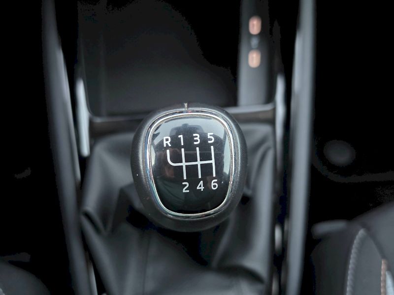 Škoda Kamiq (2025) 1,0TSI 85KW SELECTION - fotka 16 z 29