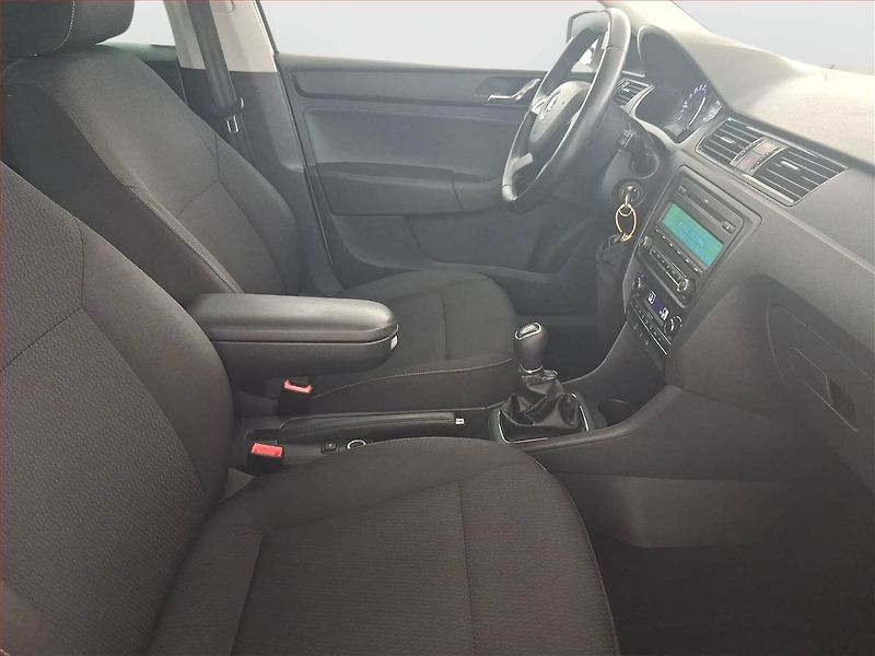 Škoda Rapid (2013) 1.6 TDI, ČR,1.maj - fotka 9 z 19