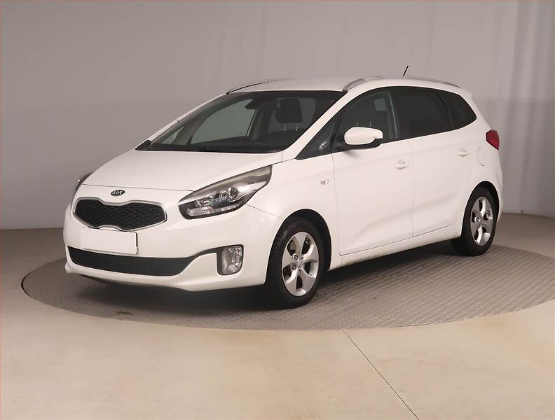 Kia Carens (2015) 1.6 GDI, Serv.kniha, Tempomat - fotka 2 z 15
