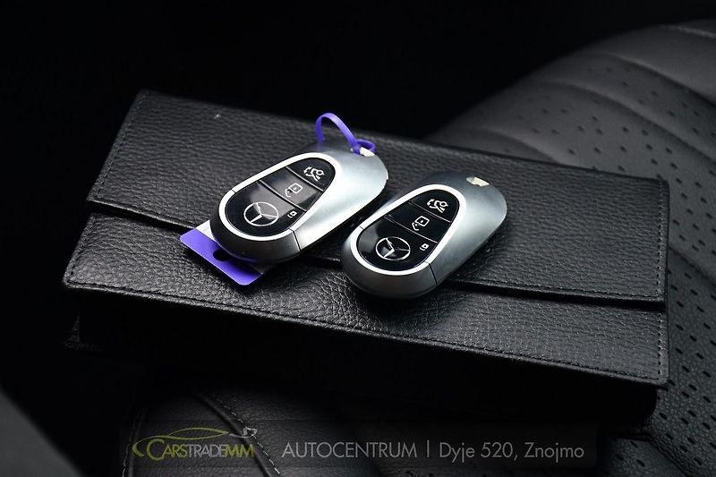 Mercedes-Benz EQS 580 4MATIC AMG 5L-ZÁRUKA  - fotka 41 z 64