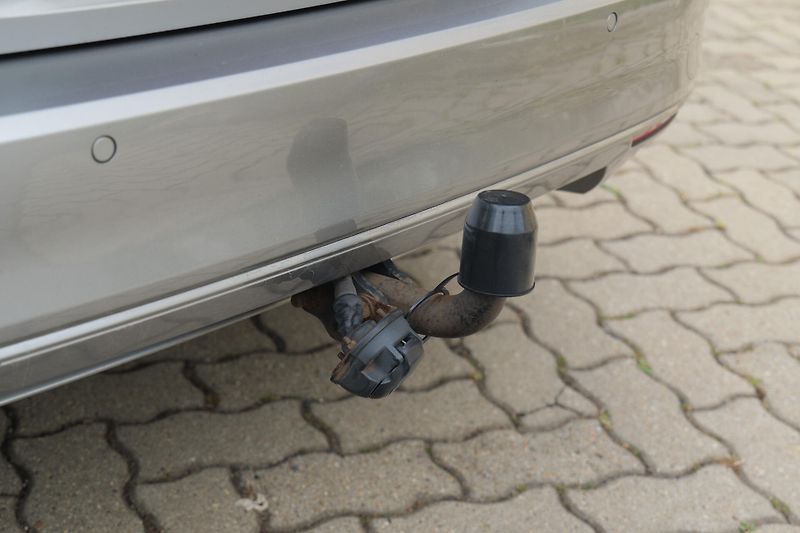 Volkswagen Passat 2.0 TDI 110 kW DCC BLIS ACC Ta - fotka 34 z 34