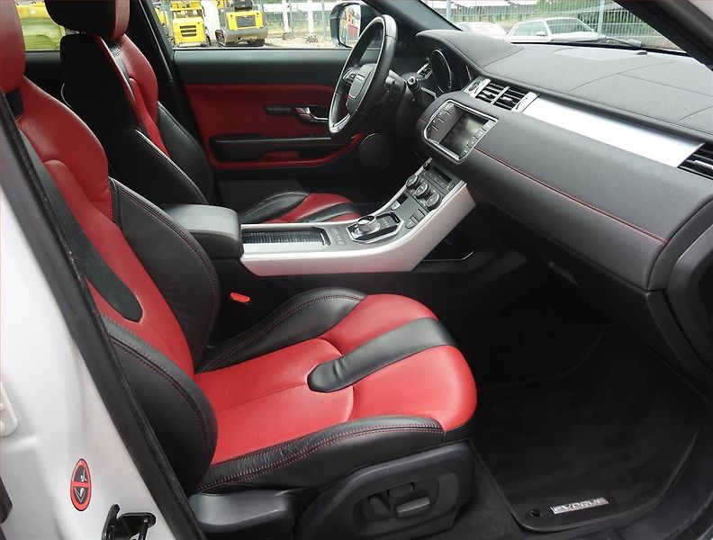 Land Rover Range Rover Evoque (2013) SD4, 4X4, Automat, ČR,1.maj - fotka 9 z 23