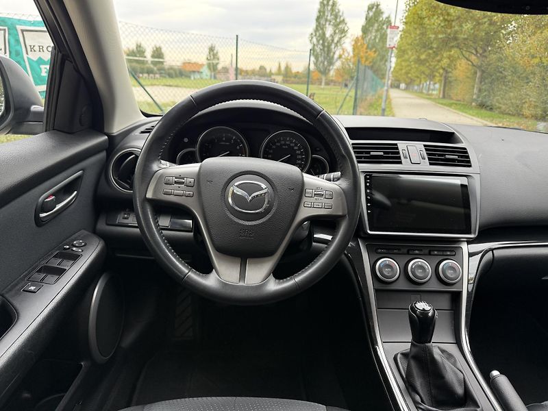 Mazda 6 2.0 Exclusive - fotka 27 z 32