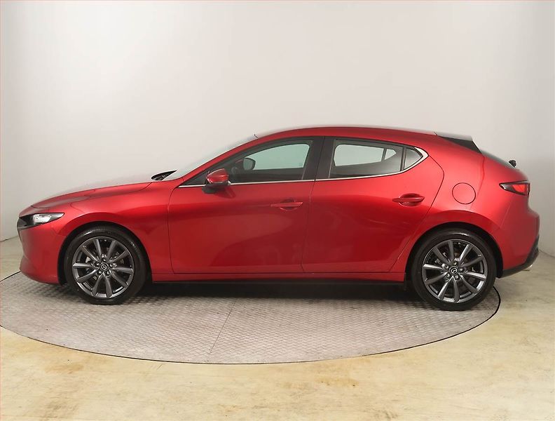 Mazda 3 (2026) e-Skyactiv G140 - fotka 3 z 22
