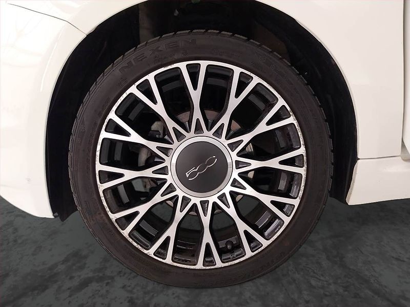 Fiat 500 (2023) 1.0 mild-hybrid, ČR,1.maj - fotka 15 z 26
