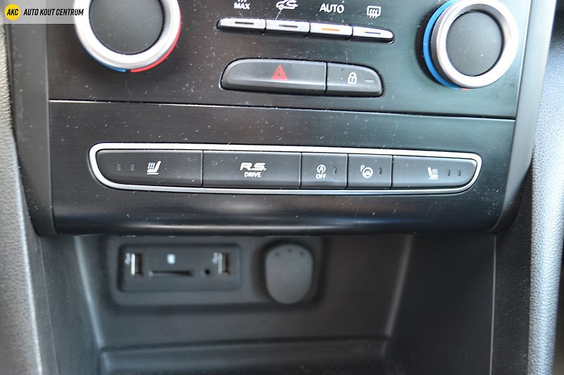 Renault Mégane GRANDTOUR 1.6TCE- 205k GT SPOR - fotka 36 z 65
