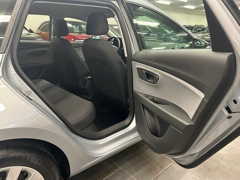 Seat Leon (2020) 1.5 TGI MAN 2020 záruka 1R - fotka 21 z 55