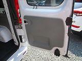 Renault Trafic 2.0dCi 115 Passenger, 9 míst - náhled 37