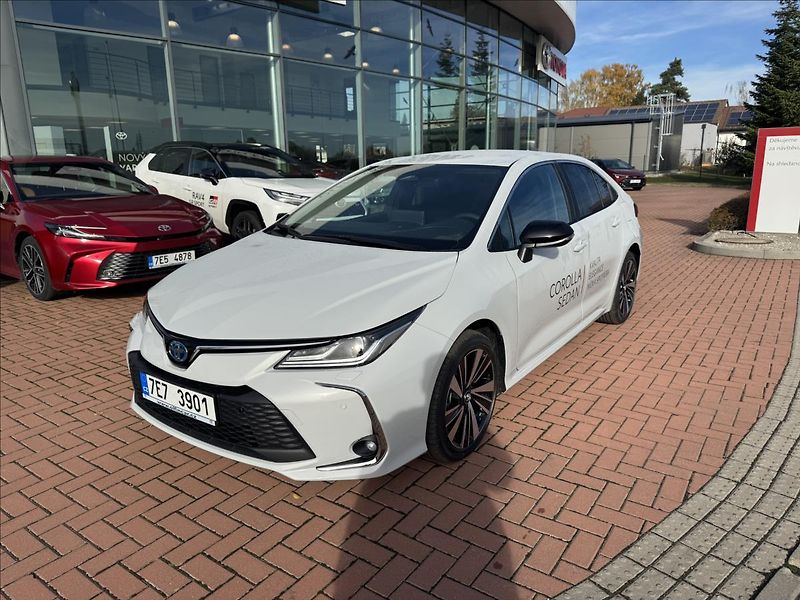 Toyota Corolla 1,8 1.8l e-CVT Style - fotografie inzerátu