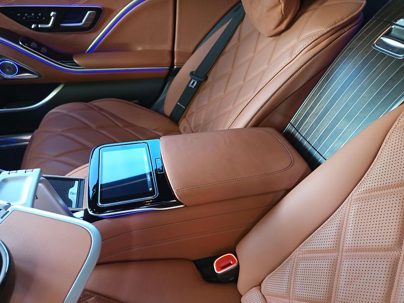 Mercedes-Benz Třídy S (2022) MAYBACH S 680, V12 - fotka 18 z 48