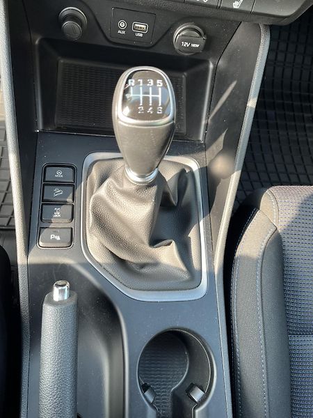 Hyundai Tucson 2.0 CRDi 4x4 ČR - fotka 20 z 33