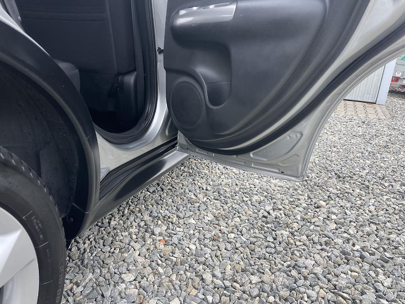 Nissan Juke 1.6i 115PS AUTOMAT 98000KM TOP - fotka 127 z 180