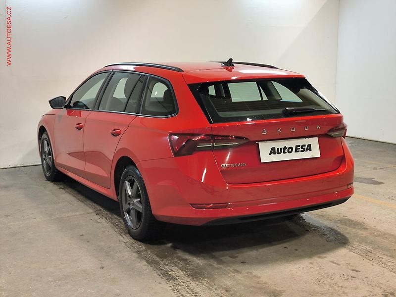 Škoda Octavia (2021) 2.0 TDi, ČR, Ambition, LED - fotka 4 z 17