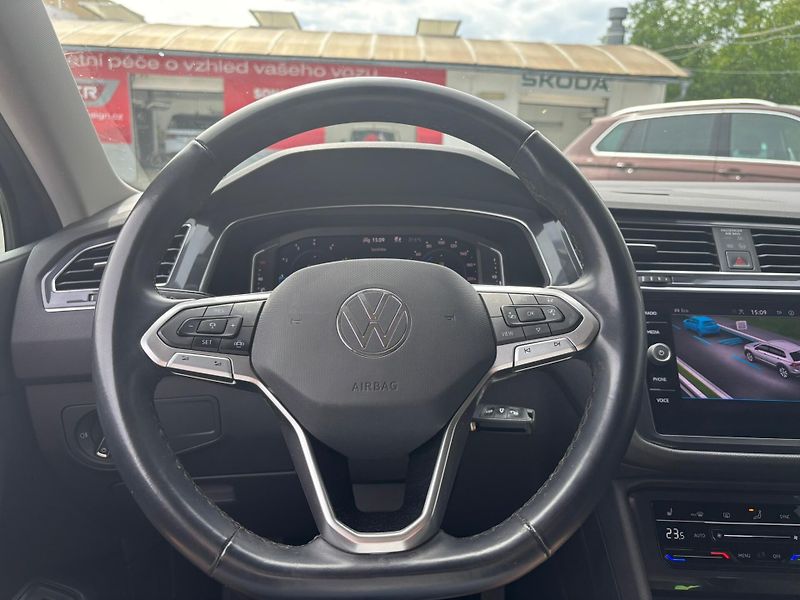 Volkswagen Tiguan - fotka 13 z 18