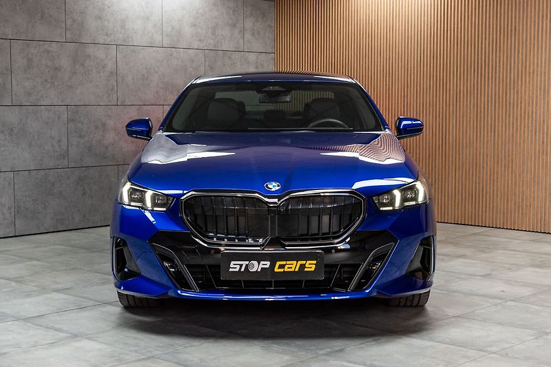 BMW Řada 5 540d xD ///M*ZÁRUKA*TAŽNÉ*ČR 1 - fotka 2 z 51