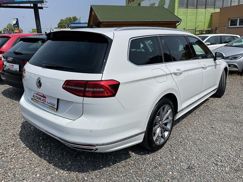 Volkswagen Passat 2.0TDi HIGHLINE NEHAV-DPH-ČR! - fotka 11 z 35
