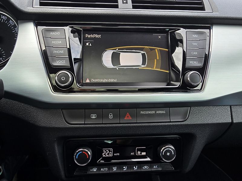Škoda Fabia 1.2TSI NAVI 100% STAV 1Majitel - fotka 25 z 26