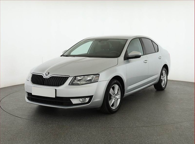 Škoda Octavia (2013) 1.4 TSI, Serv.kniha, Tempomat - fotka 2 z 16