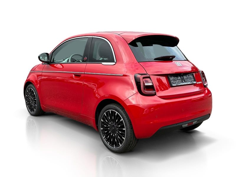 Fiat 500 (2026) La Prima Hatchback 1.0 BSG 65k - fotka 2 z 15