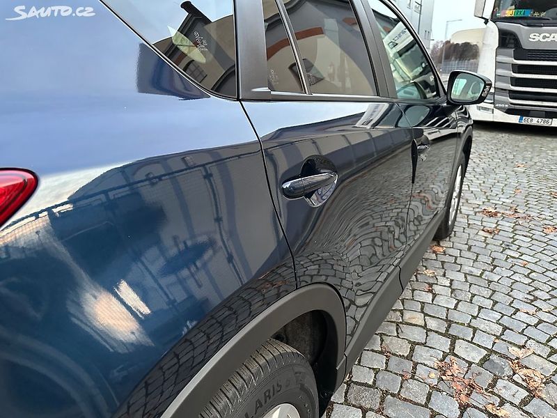 Mazda CX-5 Skyactiv AWD - fotka 9 z 32