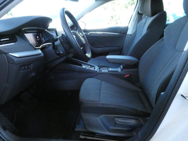 Škoda Octavia (2023) Style Plus 1,5 TSI DSG - fotka 19 z 30