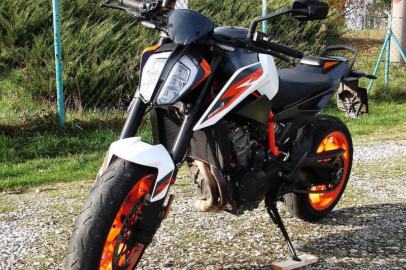 KTM 890 Duke R 121PS ČR 1. maj. - ZADÁNO! - fotka 7 z 34