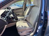 Volkswagen Golf (2013) 1.6 TDi, AC, tempo, park - náhled 9