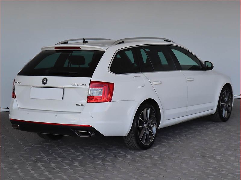 Škoda Octavia (2016) RS 2.0 TDI, Automat - fotka 5 z 25