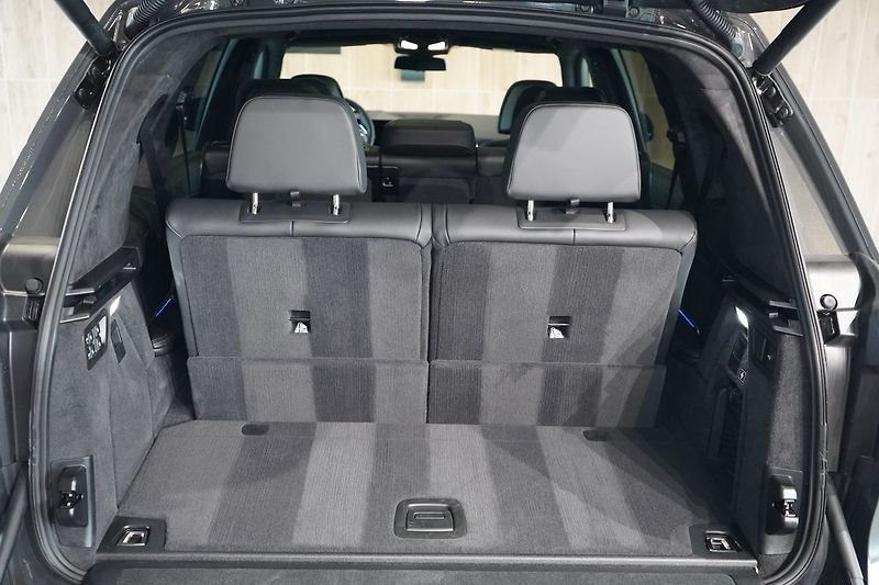 BMW X7 40d xDrive, Nezávislé, Masáž - fotka 14 z 49