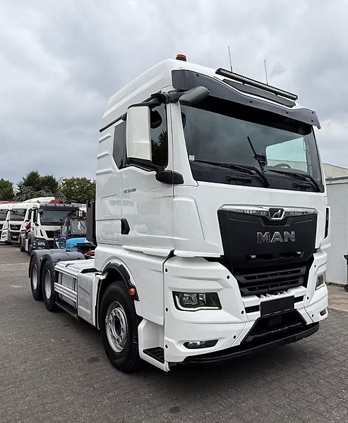 MAN TGX (2022) 33.580 BL 6x4 hydraulika  - fotka 2 z 14