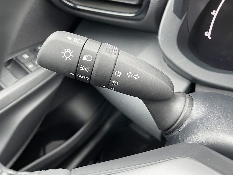 Toyota Yaris Cross 1.5 Hybrid 130k ODBĚR IHNED - fotka 25 z 29