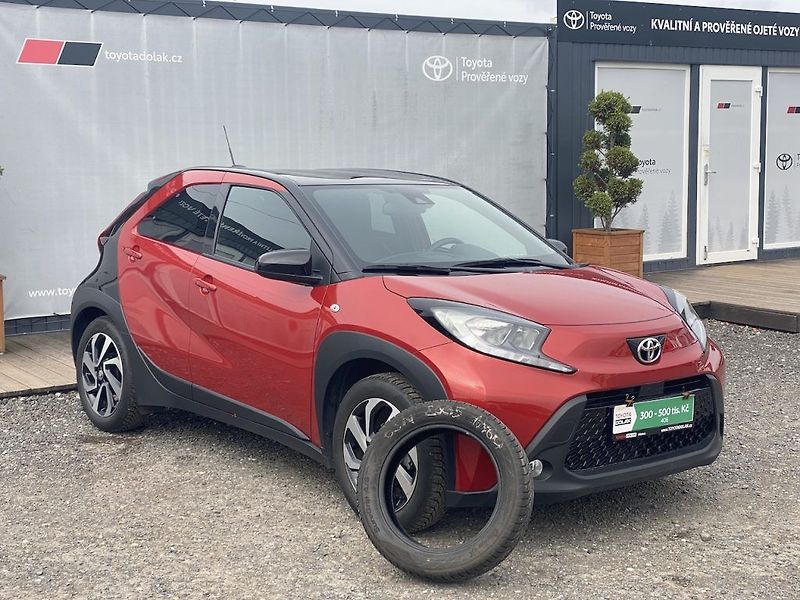 Toyota Aygo 1.0i, ČR-1m, Style, DPH - fotka 1 z 17