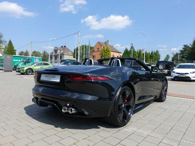 Jaguar F-Type 5,0 V8 75 P450 kabriolet 4x4 - fotka 13 z 38