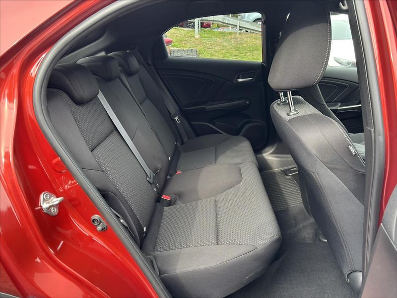 Honda Civic 1,8 VTEC 104kW PLNÝservisHONDA - fotka 14 z 36