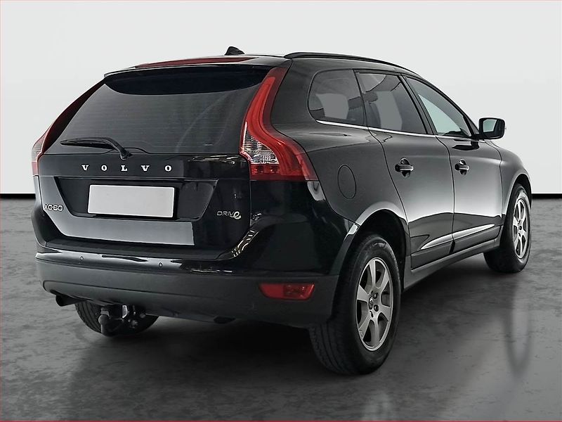 Volvo XC60 (2011) Momentum D4, Navi, Xenony - fotka 5 z 21