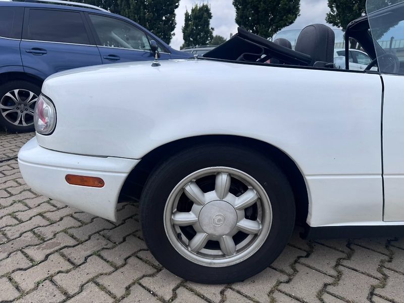Mazda MX-5 (1990) NA 1,6i 85 KW MRKAČKA STK - fotka 17 z 47