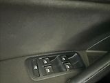 Volkswagen Golf 1,6   TDI 85kW,1.MAJ,SERVISKA - náhled 10