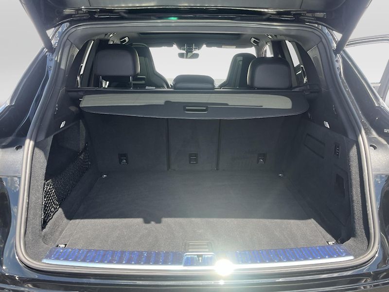 Porsche Cayenne (2023) S - fotka 26 z 28