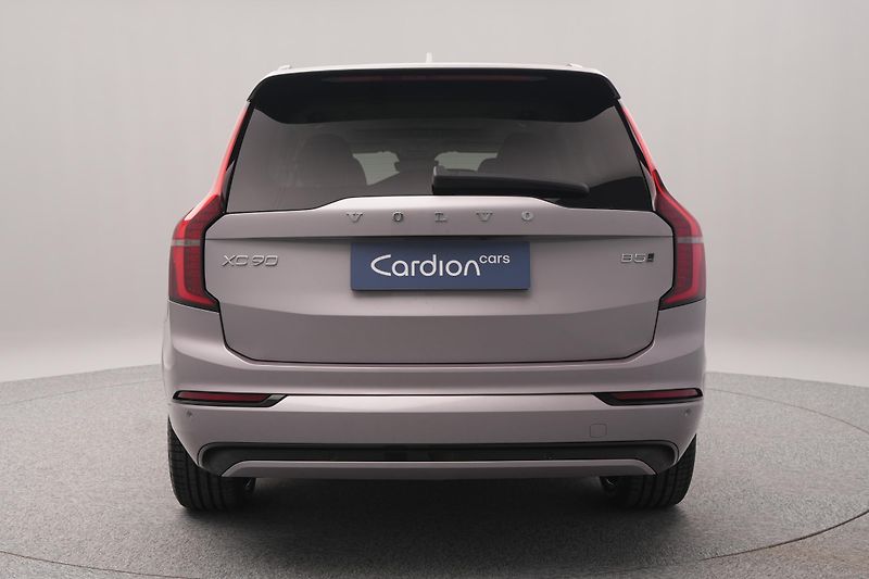 Volvo XC90 (2026) B5 AWD AUT DARK ULTRA 7 míst - fotka 12 z 25