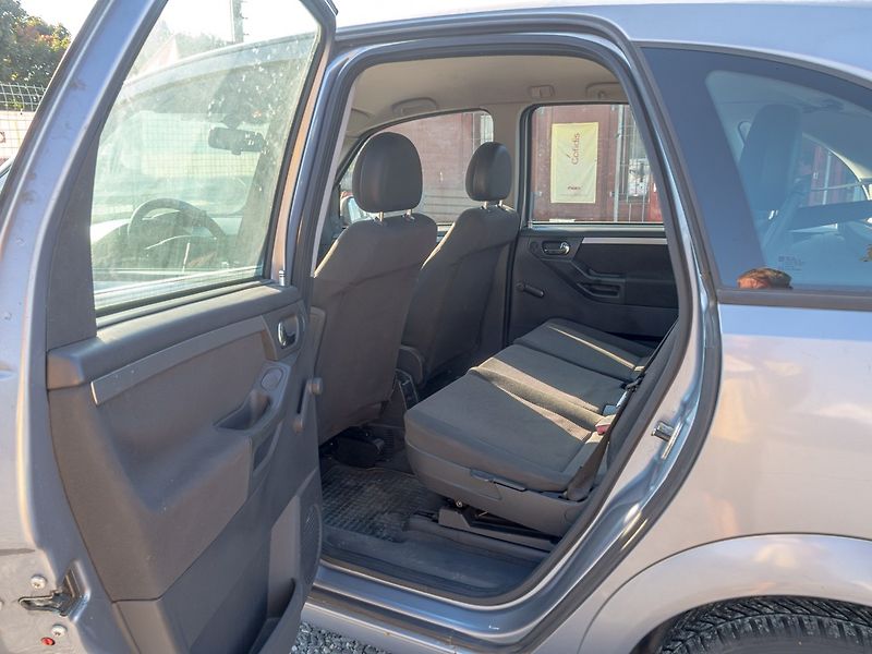 Opel Meriva (2003) 1.6i 16V 74KW – TAŽNÝ - fotka 24 z 31