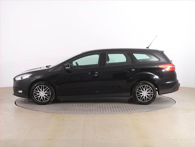 Ford Focus (2015) 1.5 TDCi, Serv.kniha, Navi - fotka 3 z 17