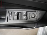 Volkswagen Golf (2021) 1.5 TSi, 2.maj,ČR, LED, park - náhled 20
